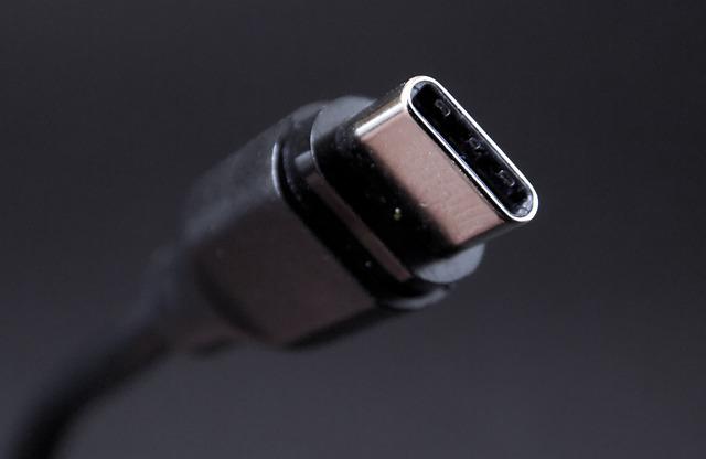 thunderbolt vs usb-c - cover